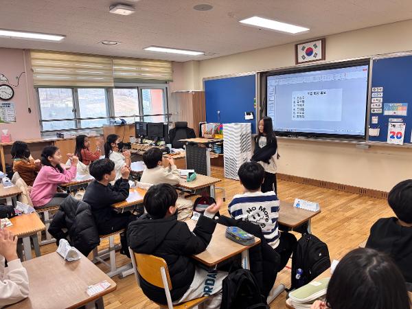 1학기 학급회장을 뽑아요 이미지